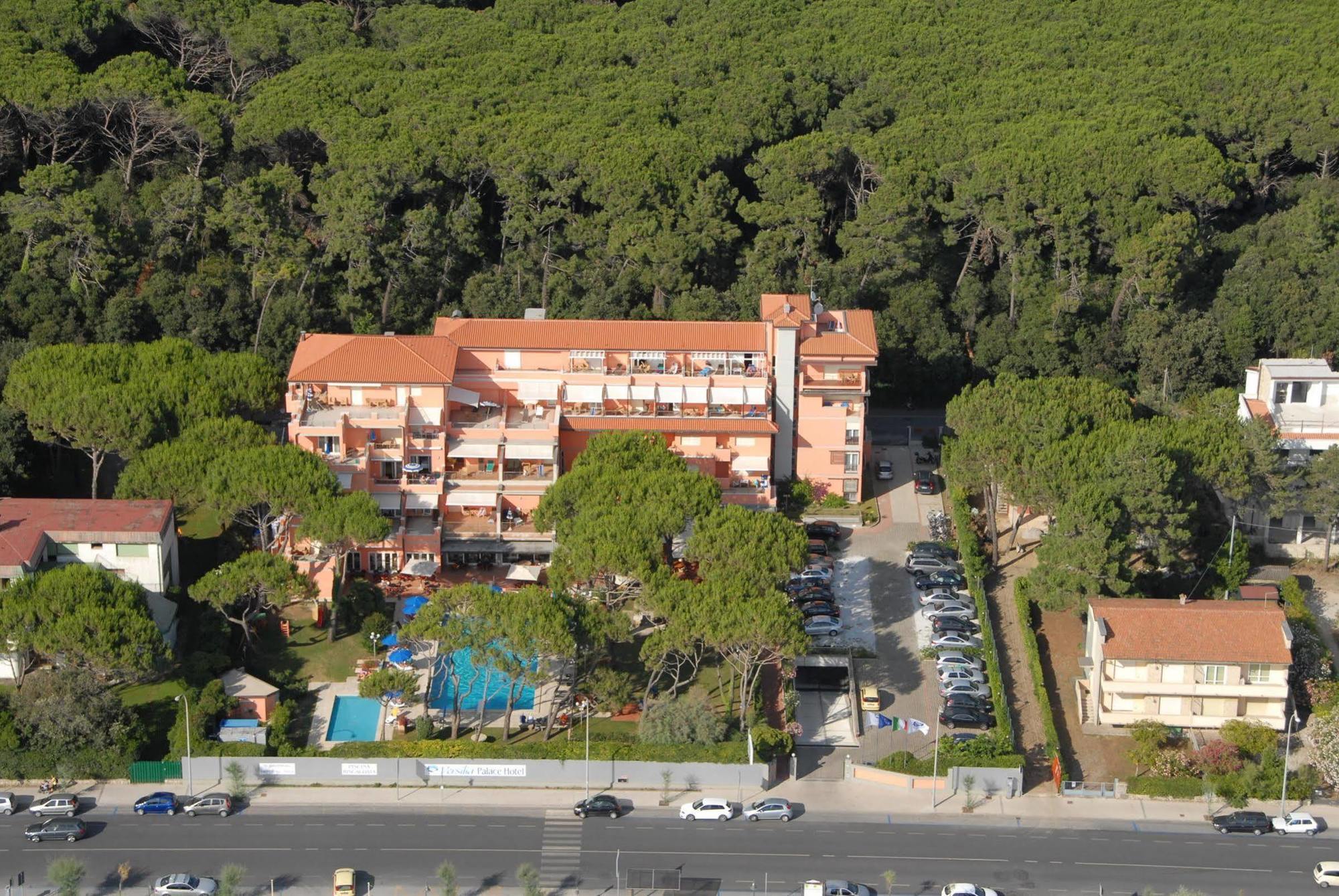 Versilia Palace Hotel Marina di Pietrasanta Exterior foto